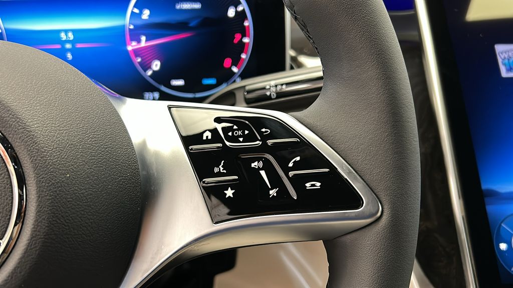 2025 Mercedes-Benz GLC 300 15