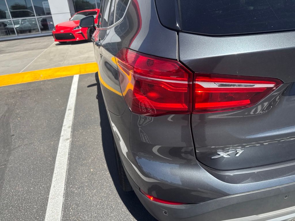 Thumbnail: 2019 BMW X1 - 14