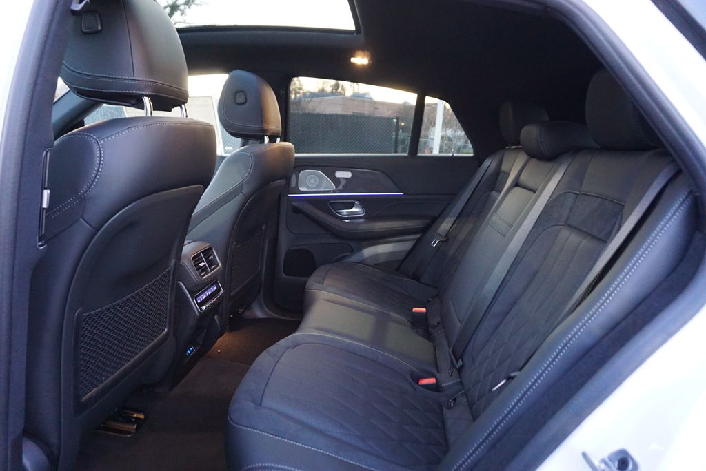 Thumbnail: 2026 Mercedes-Benz GLE - 13