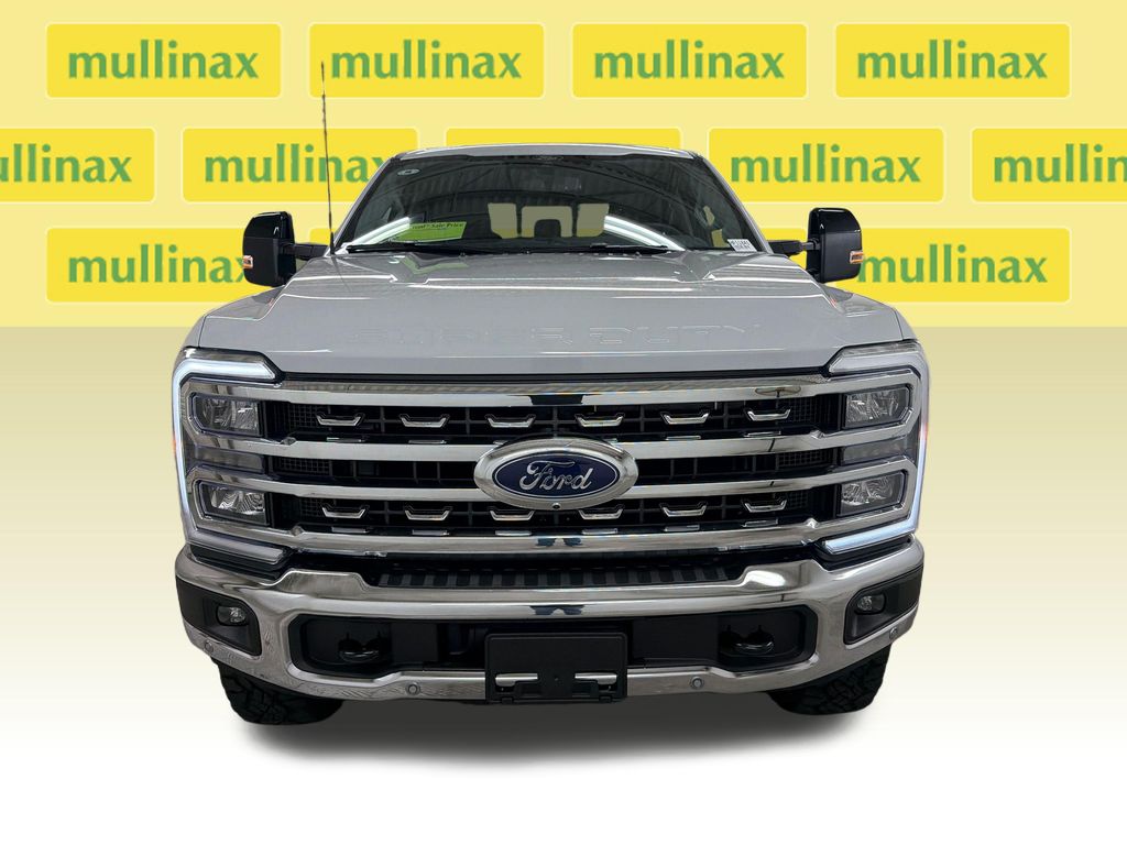 New 2026 White Ford Lariat Tremor image 14