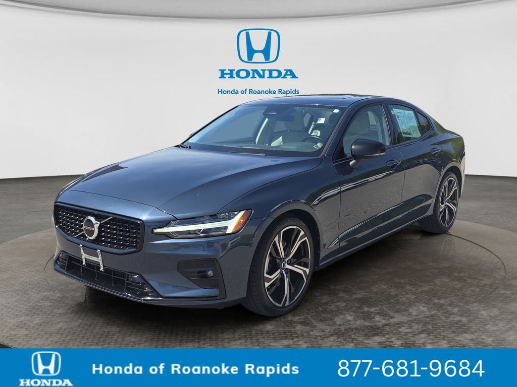 Denim Blue Metallic 2024 Volvo S60 B5 Core Dark Theme FWD Sedan Front-Wheel Drive Automatic