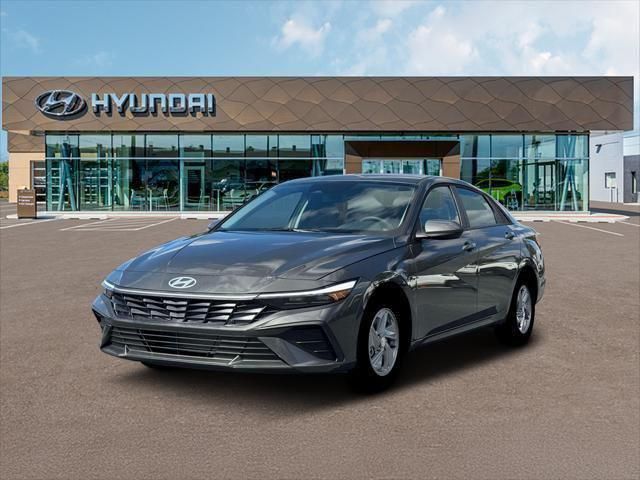 Amazon Gray 2026 Hyundai Elantra SE FWD Sedan Front-Wheel Drive Continuously Variable Transmission