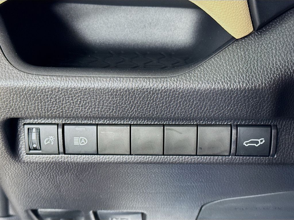 Used Car 2025 Toyota Rav4  Xle For Sale Under $35,000 In Austin, Texas
