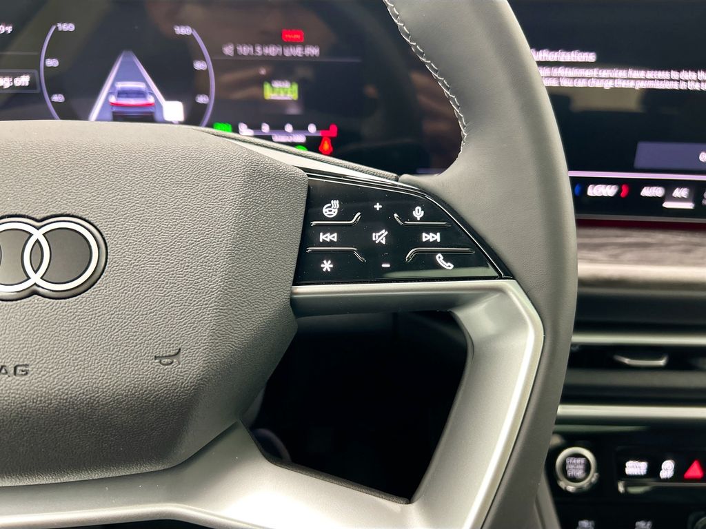 Thumbnail: 2025 Audi Q5 - 13