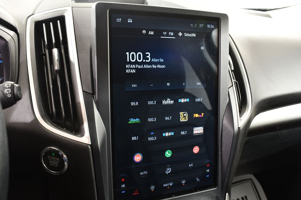 Used 2023 Gray Ford SEL image 28