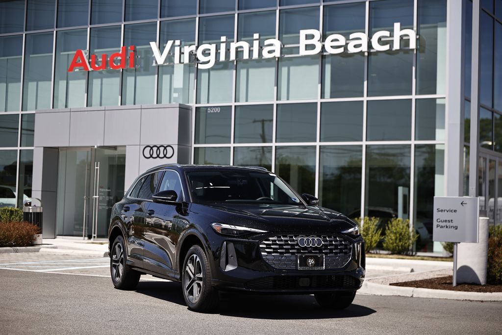 Mythos Black Metallic 2026 Audi Q5 SUV / Crossover All-Wheel Drive 7-Speed Automatic