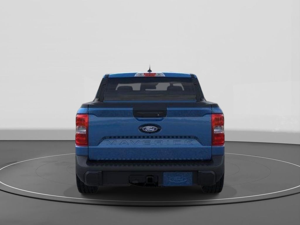 New 2026 Ford Maverick XLT 4D Crew Cab