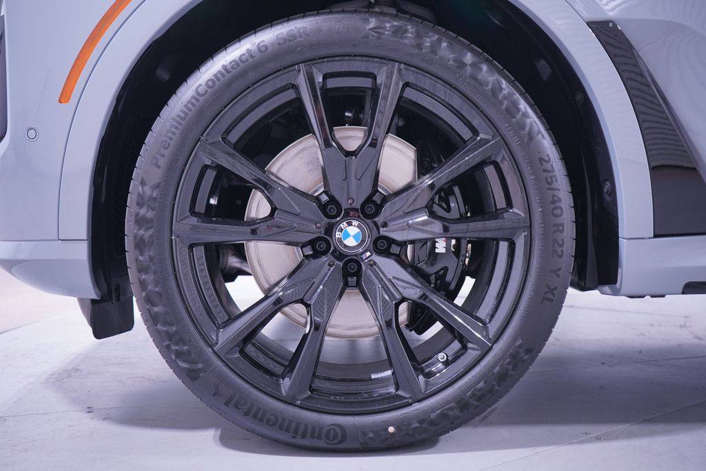 2024 BMW X7 xDrive40i 2