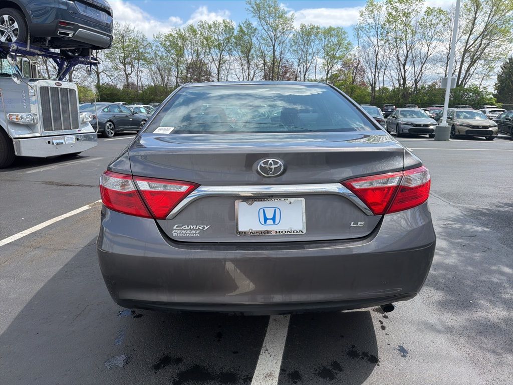 Thumbnail: 2016 Toyota Camry - 4