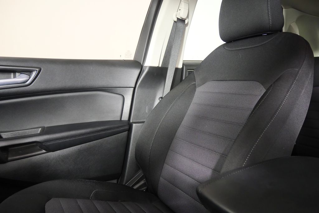 Thumbnail: 2023 Ford Edge - 16