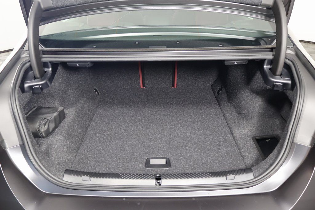 Thumbnail: 2025 BMW i5 - 14