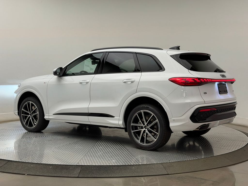 Thumbnail: 2026 Audi Q5 - 7