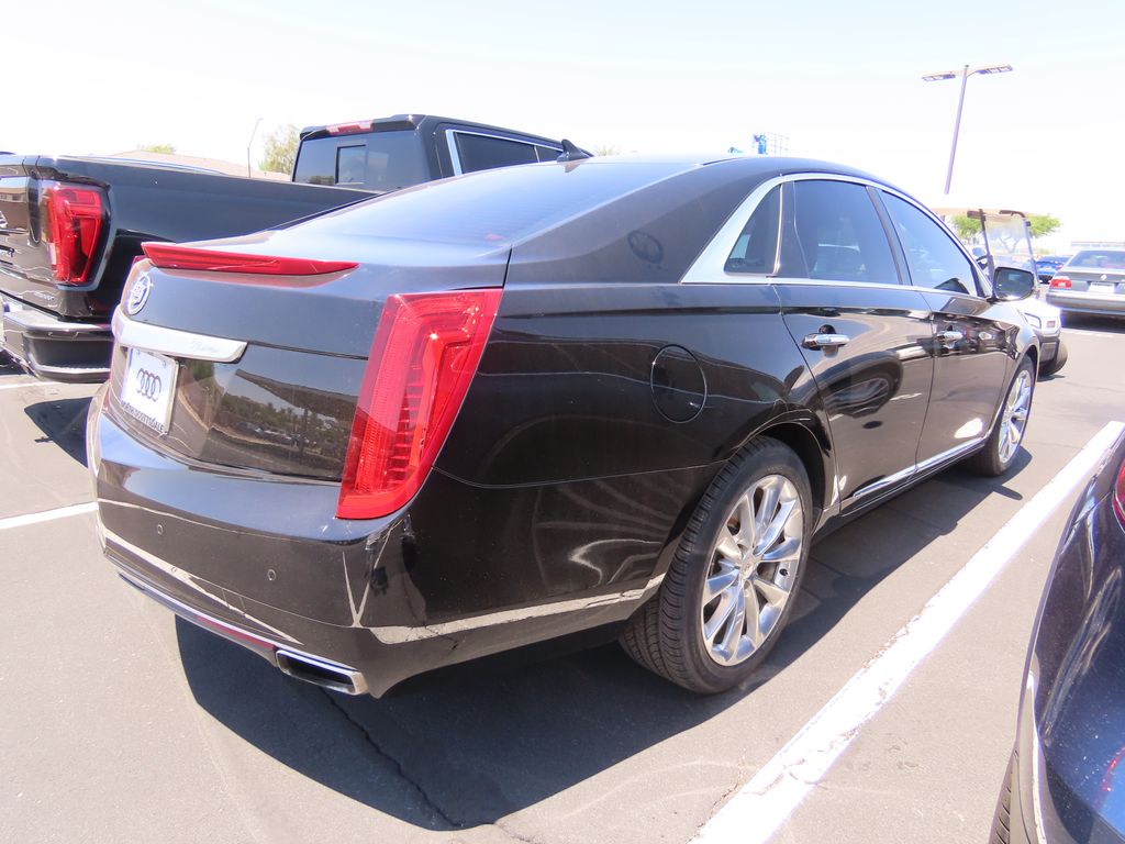 Thumbnail: 2014 Cadillac XTS - 3