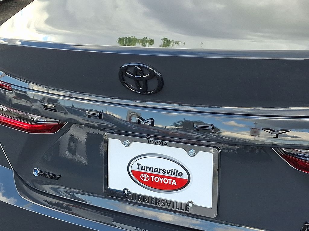 Thumbnail: 2025 Toyota Camry - 30