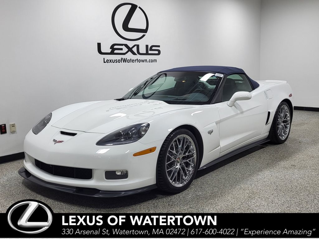 Arctic White 2013 Chevrolet Corvette Convertible Rear-Wheel Drive 6-Speed Manual