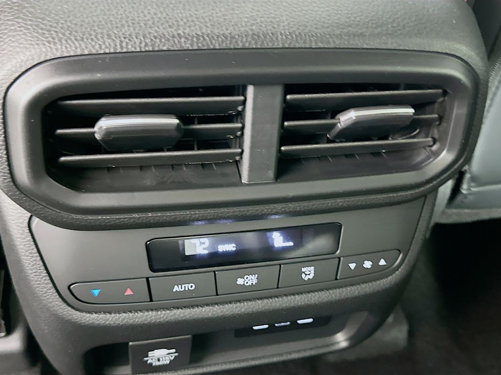 Thumbnail: 2025 Honda Pilot - 17