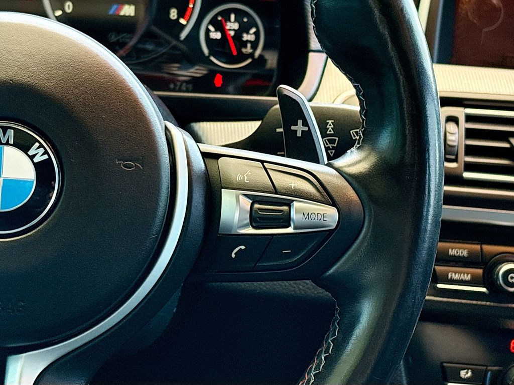 Thumbnail: 2016 BMW M5 - 12