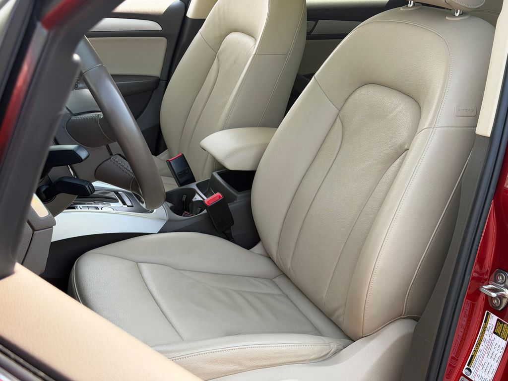 Thumbnail: 2015 Audi Q5 - 17