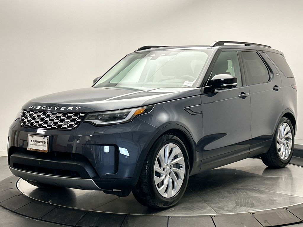 2024 Land Rover Discovery S -
                Darien, CT