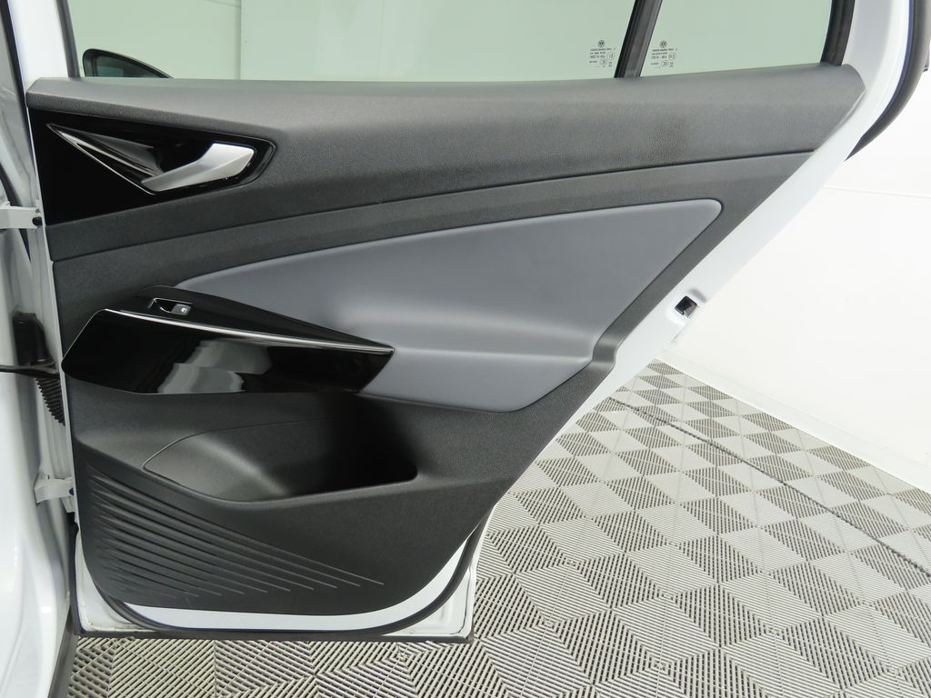 Thumbnail: 2022 Volkswagen ID.4 - 28
