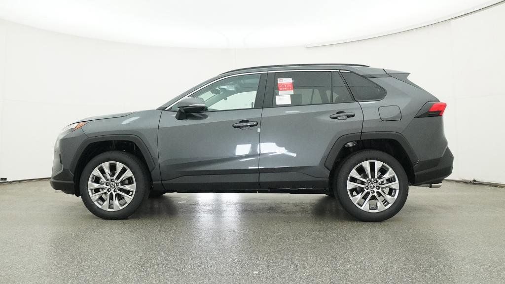 Thumbnail: 2025 Toyota RAV4 - 32