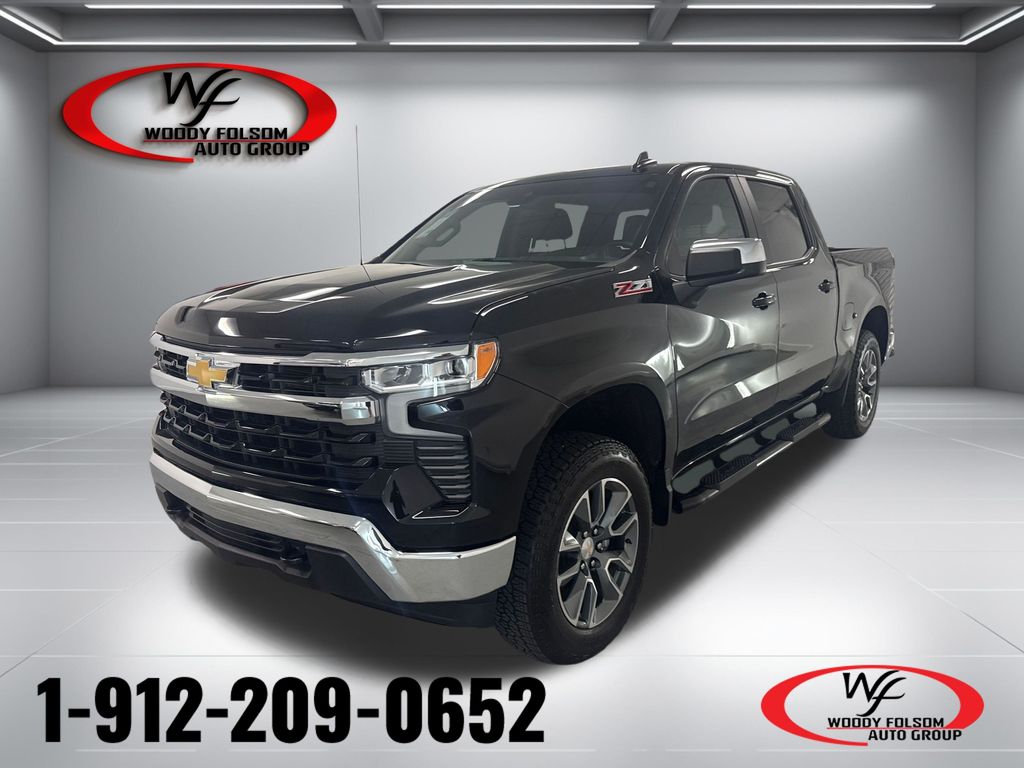 2026 Chevrolet Silverado 1500 LT Crew Cab 4WD