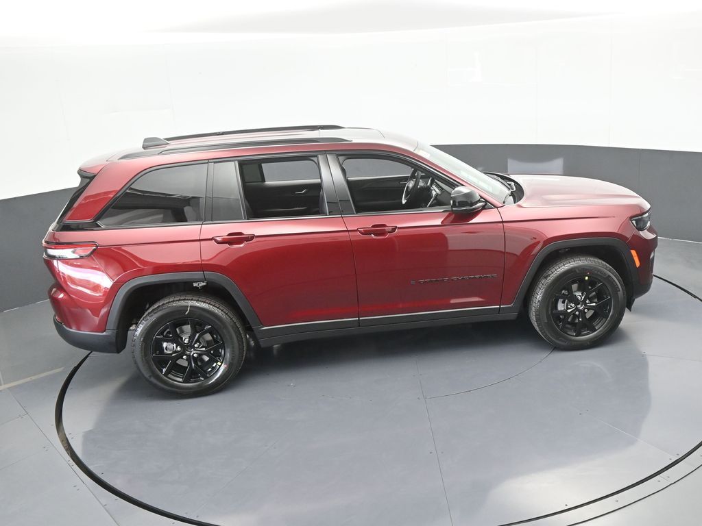 New 2025 Velvet Red Pearlcoat Jeep Altitude X image 46