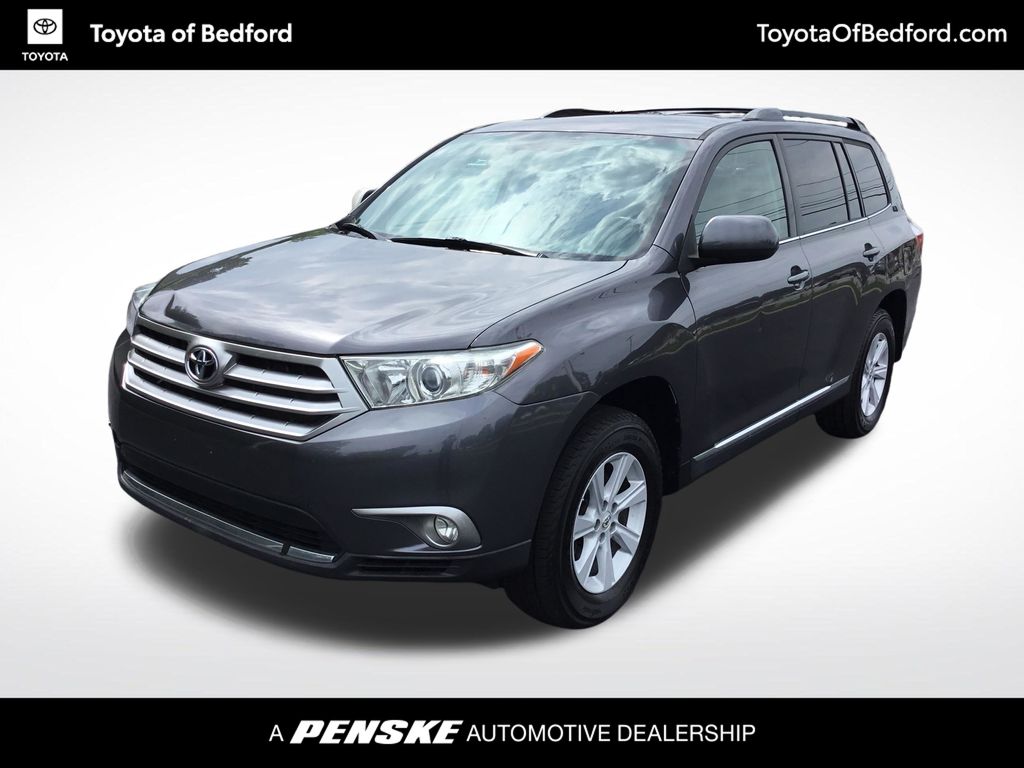 2013 Toyota Highlander SE -
                  Bedford, OH