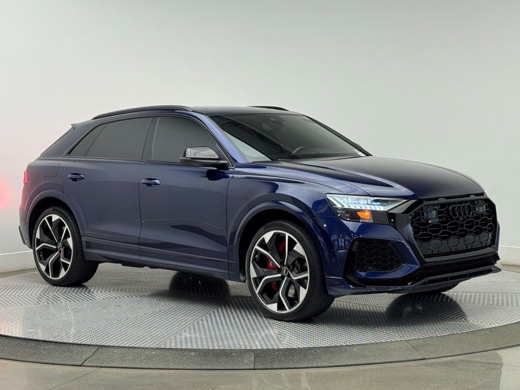 Thumbnail: 2021 Audi RS Q8 - 2