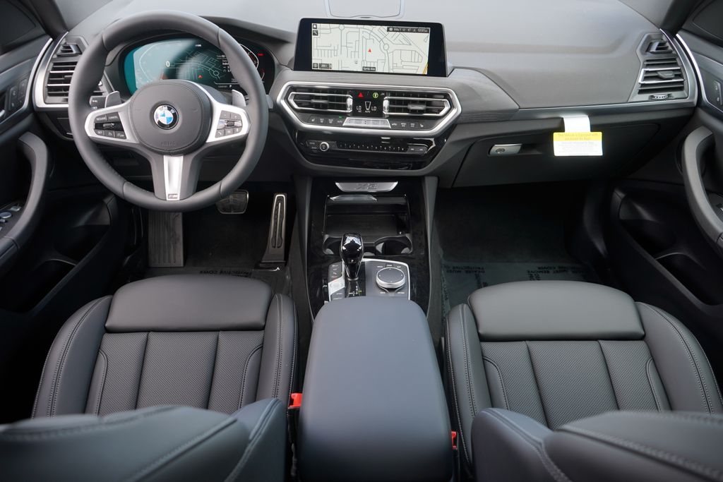 2024 BMW X3 sDrive30i 12