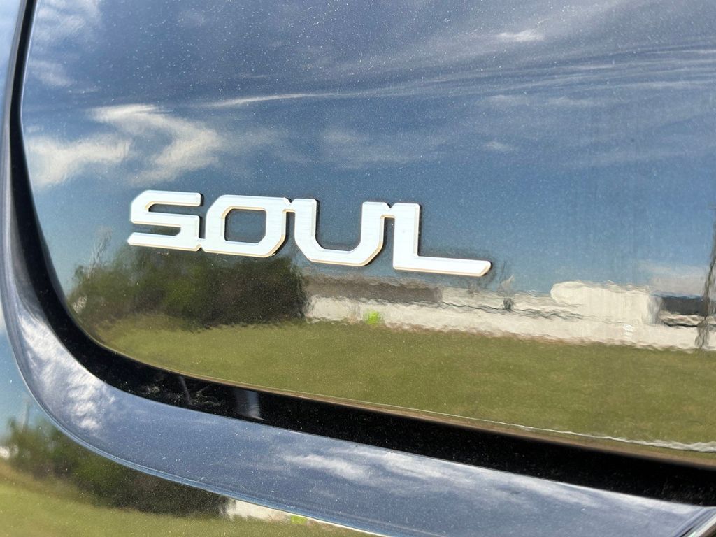 2024 Kia Soul LX - 9