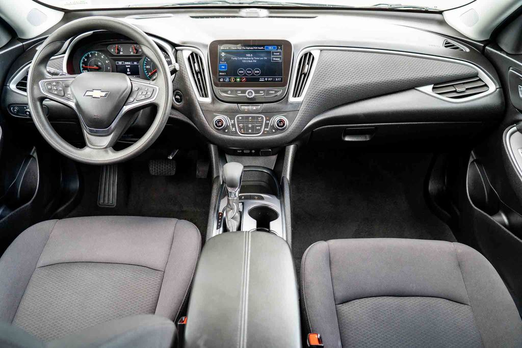 Used Car 2025 Chevrolet Malibu  Lt For Sale Under $25,000 In Austin, Texas