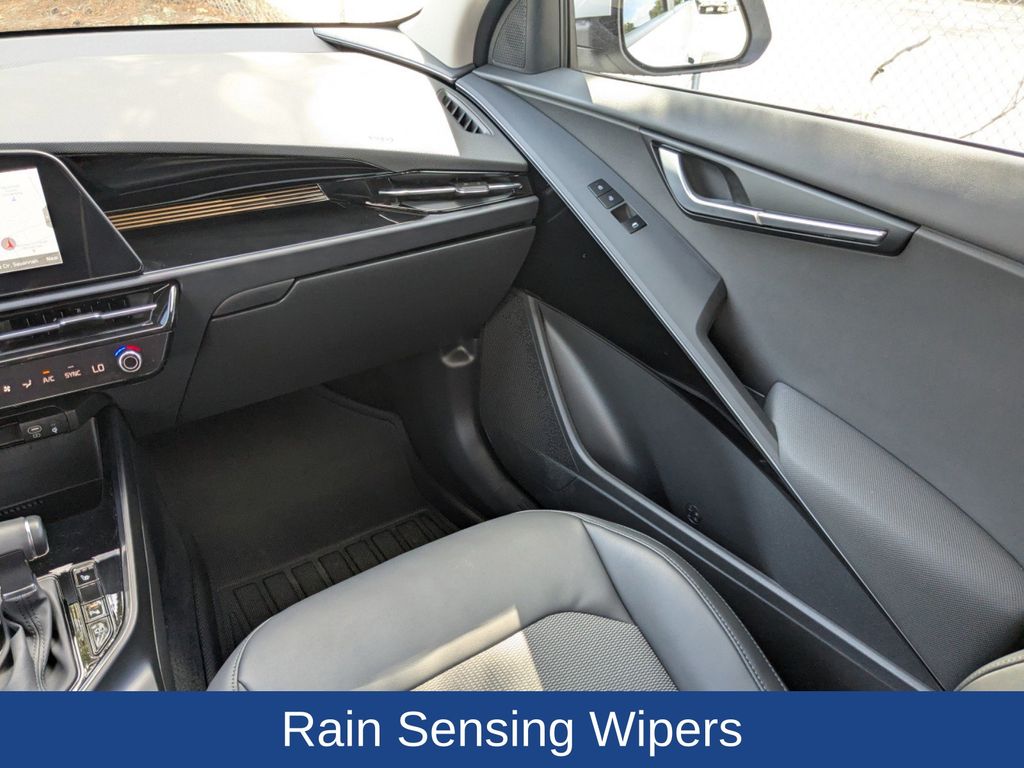 2025 Kia Niro EX