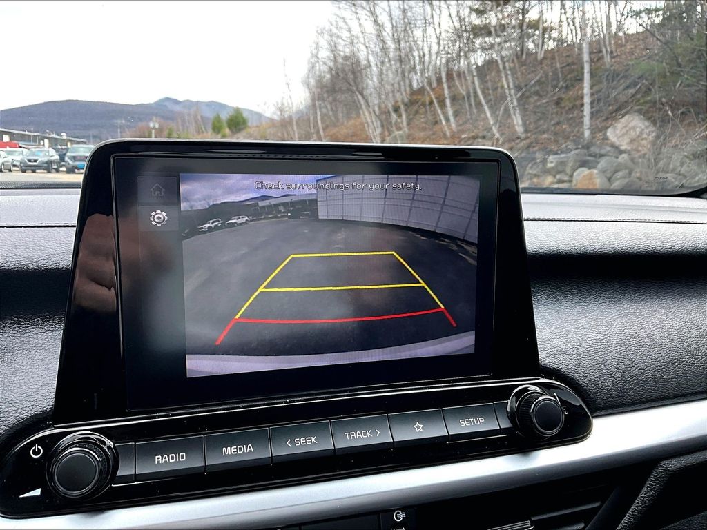 2024 Kia Forte — photo 19