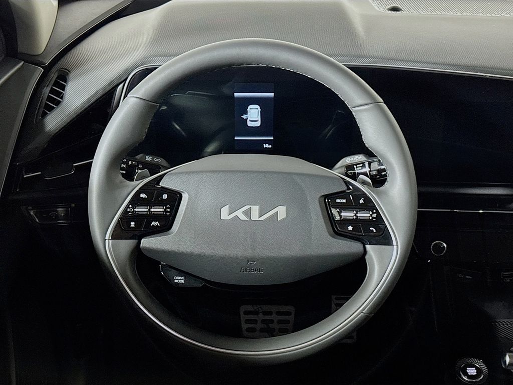 2025 Kia Niro EX Touring