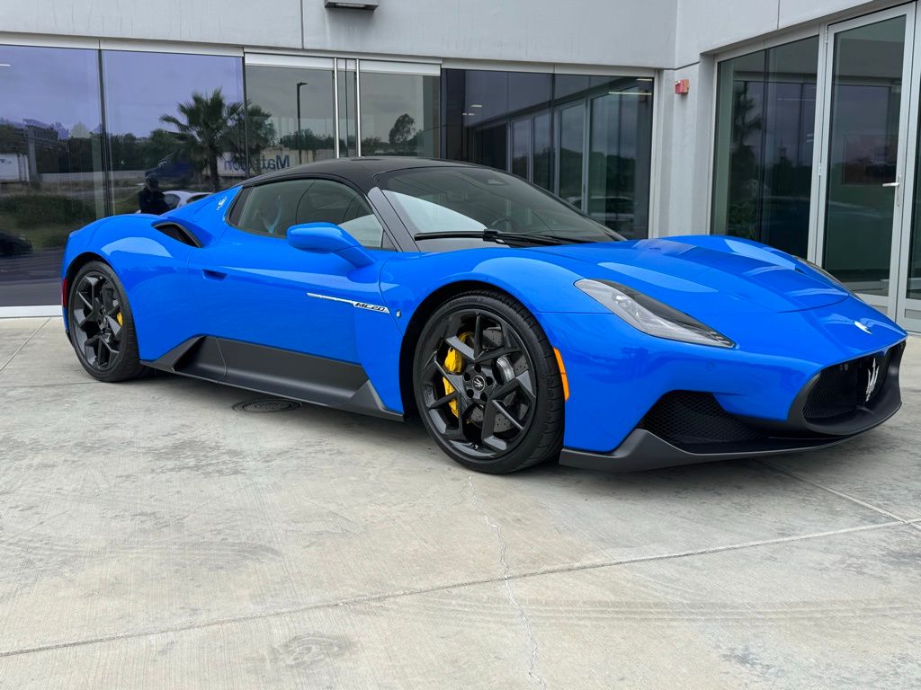 Blu Infinito 2023 Maserati MC20 RWD Coupe Rear-Wheel Drive 8-Speed Dual Clutch