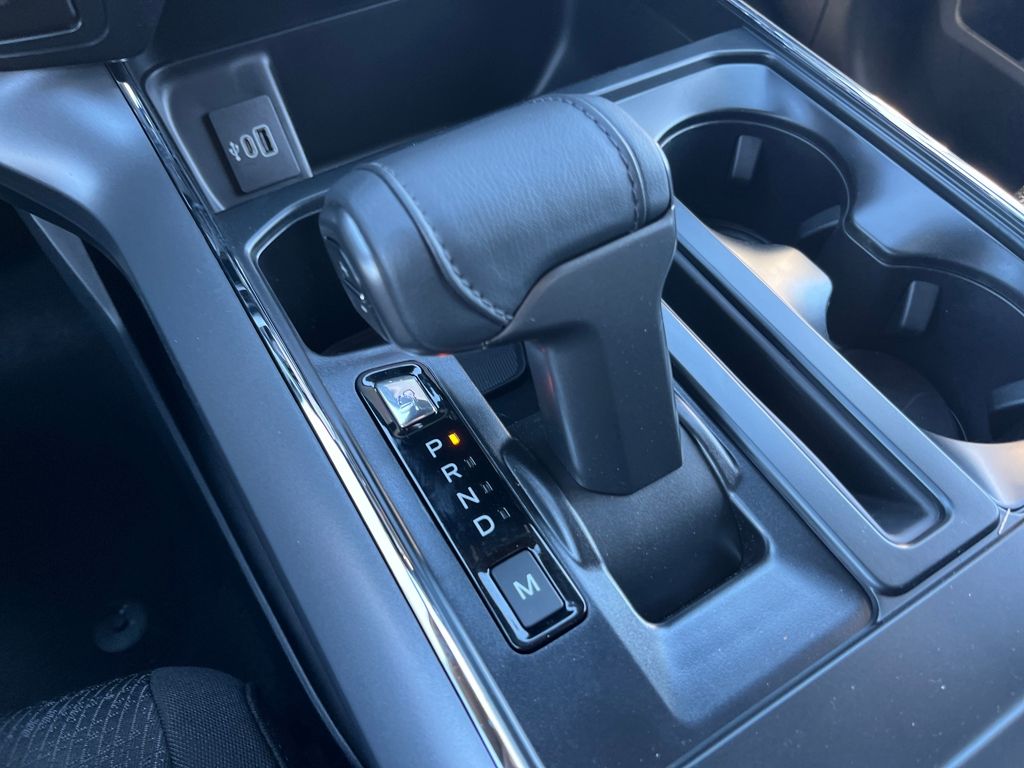 New 2026 Silver Ford XLT image 26