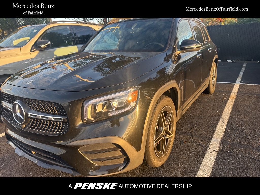 Thumbnail: 2021 Mercedes-Benz GLB - 1