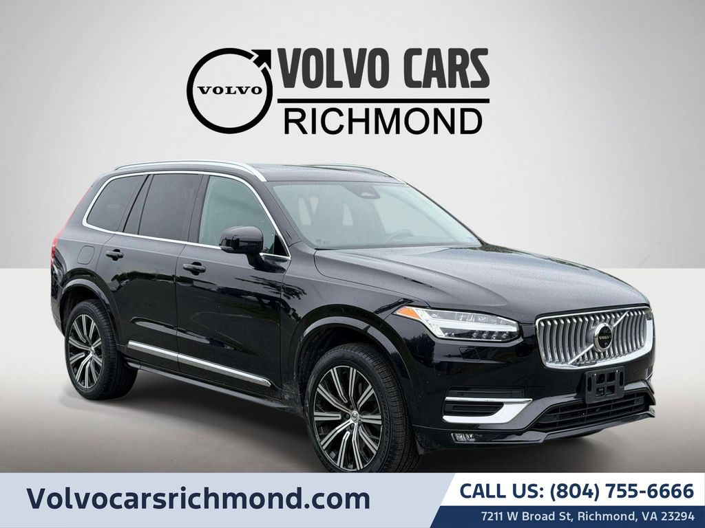 2023 Volvo XC90 B5 Plus Bright Theme AWD