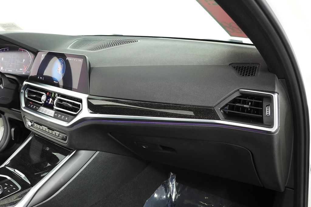 2022 BMW 3 Series 330i 14