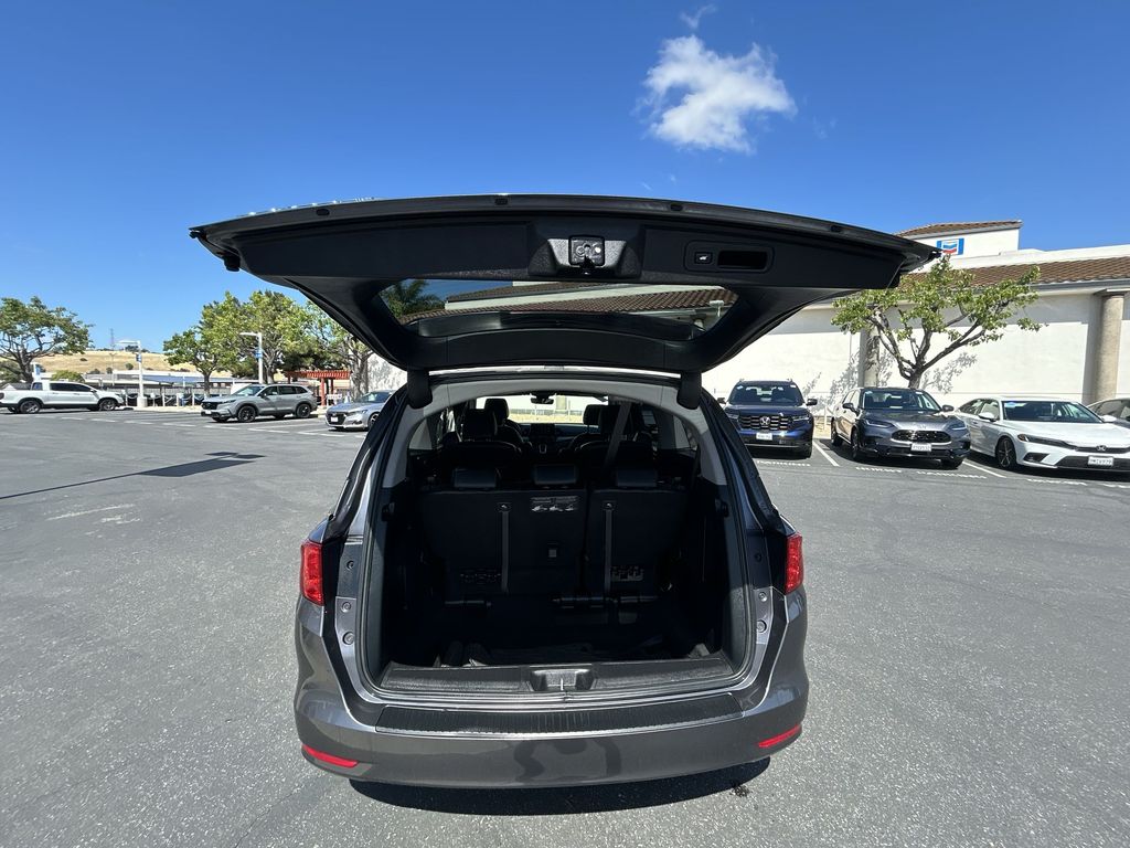 Thumbnail: 2023 Honda Odyssey - 24