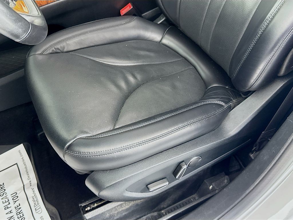 Used Car 2020 Lincoln Nautilus  Reserve For Sale Under $25,000 In Austin, Texas