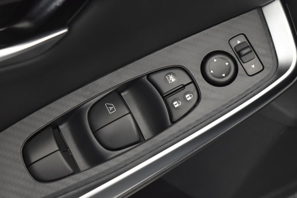 Thumbnail: 2025 Nissan Sentra - 12