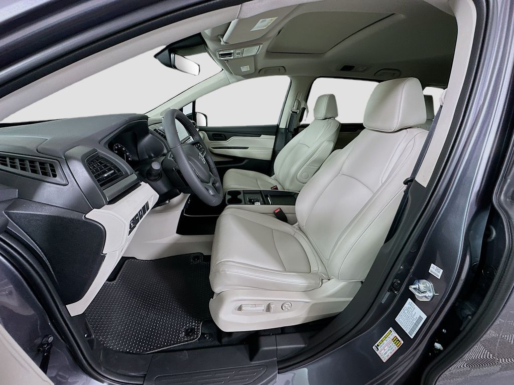 Thumbnail: 2026 Honda Odyssey - 15