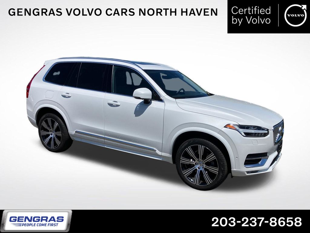 Crystal White Metallic 2024 Volvo XC90 B6 Ultimate Bright Theme 7-Passenger AWD SUV / Crossover All-Wheel Drive Automatic