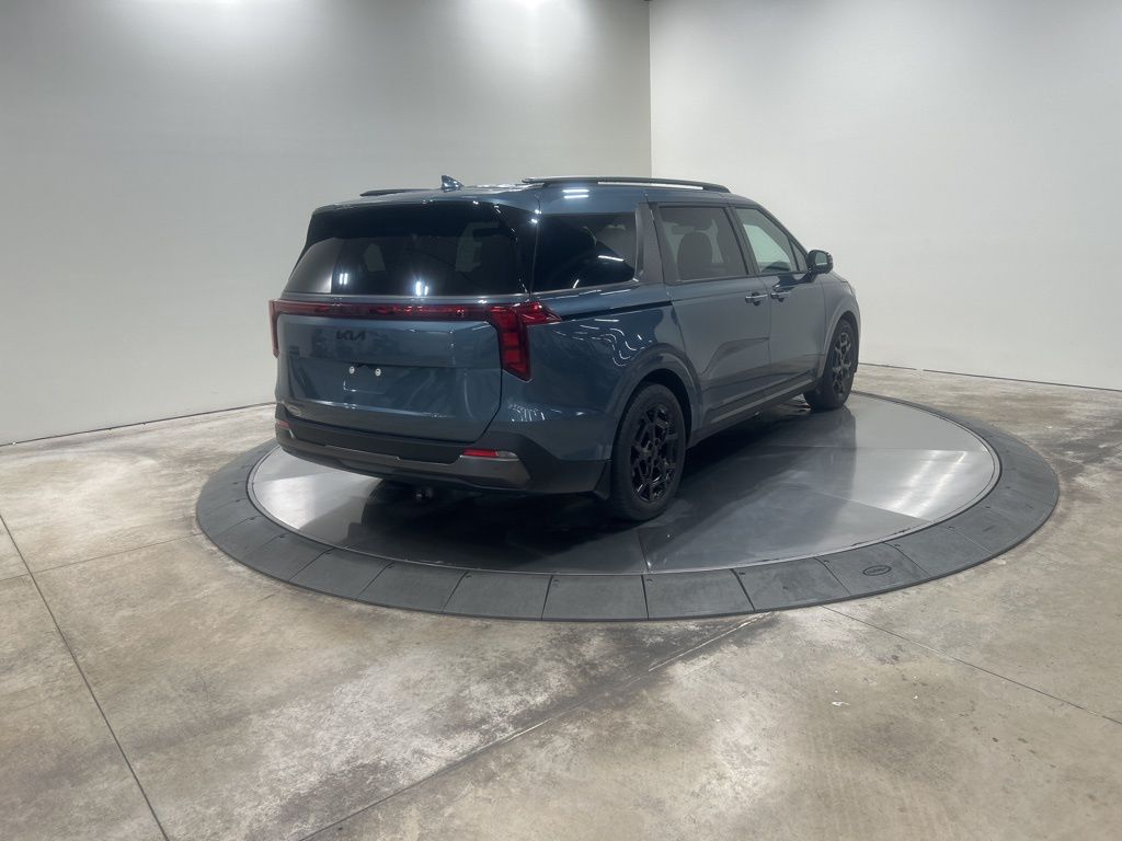 new 2026 Kia Carnival car, priced at $47,685