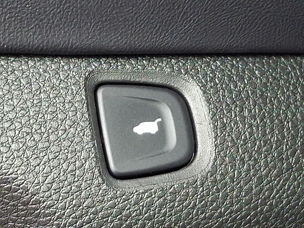 2024 Acura RDX Base 28