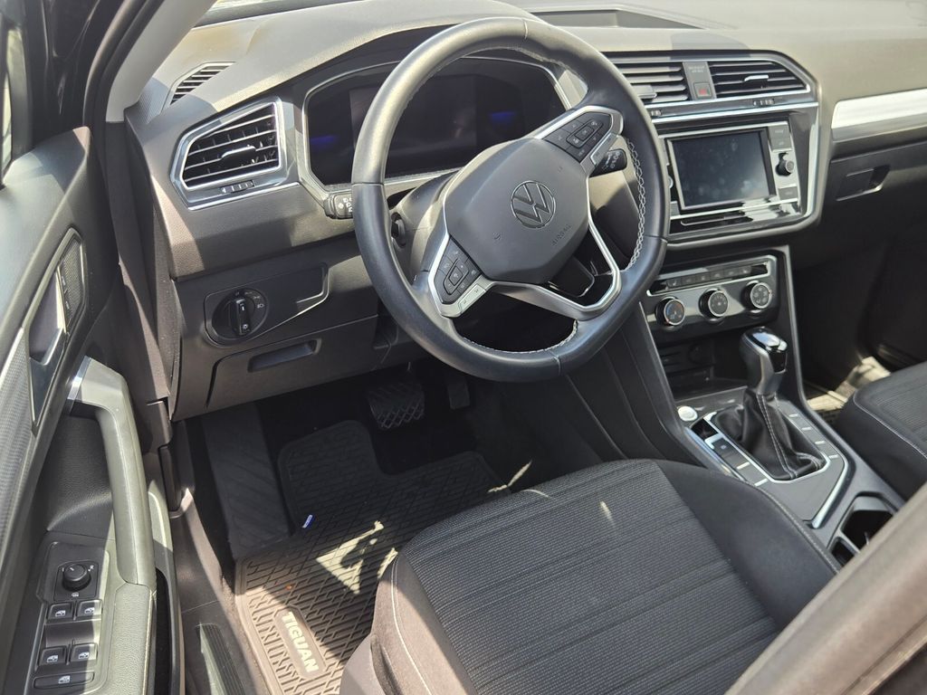 2023 Volkswagen Tiguan - $19,105