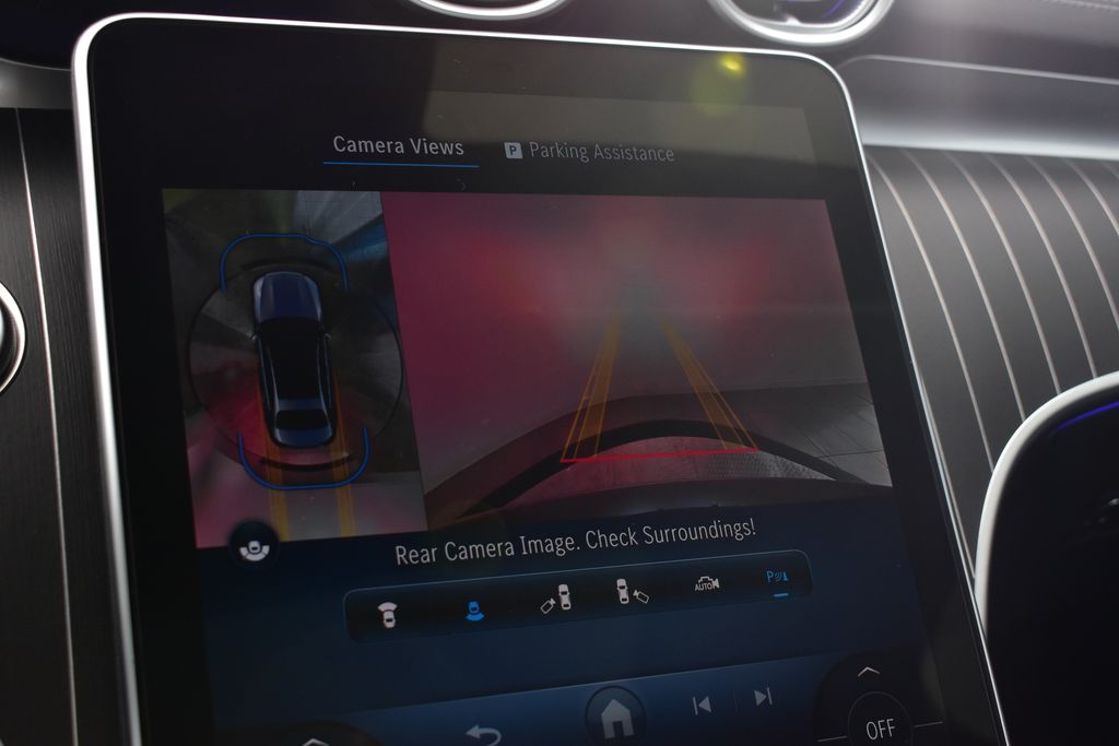 Thumbnail: 2025 Mercedes-Benz C-Class - 20