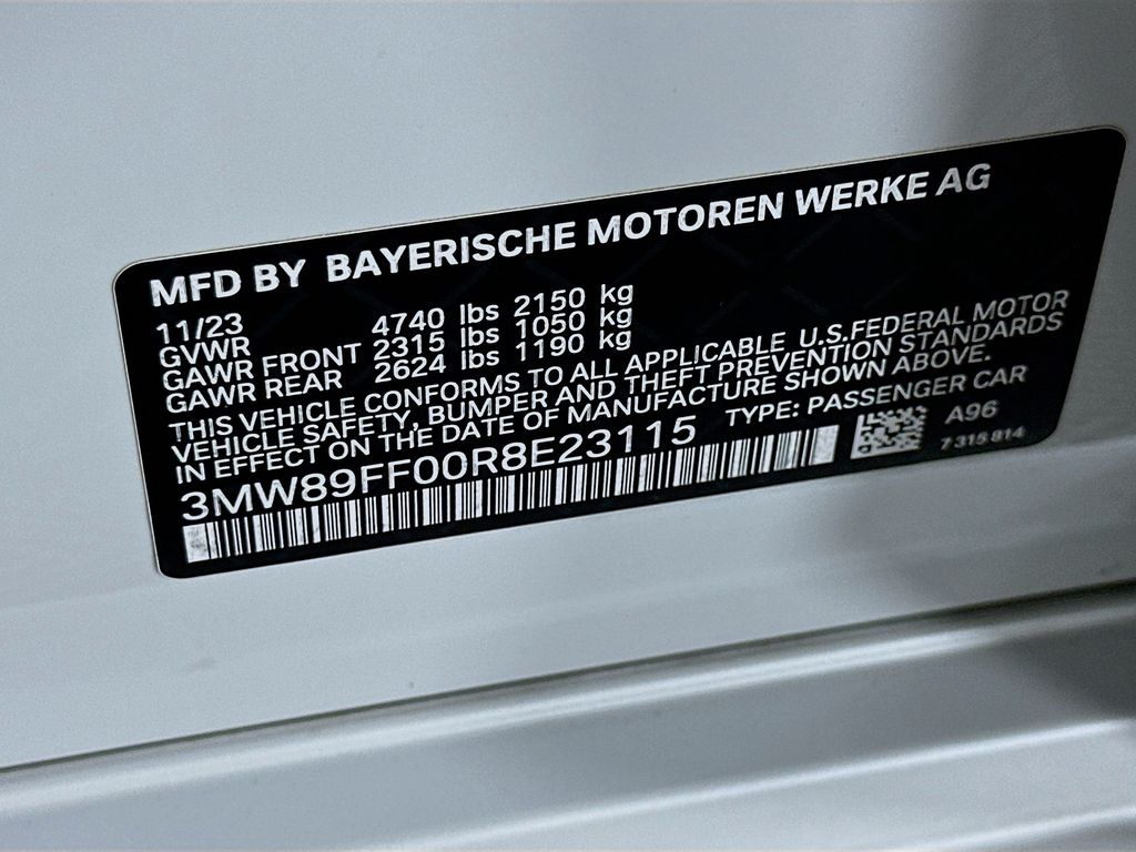 2024 BMW 3 Series 330i xDrive 32